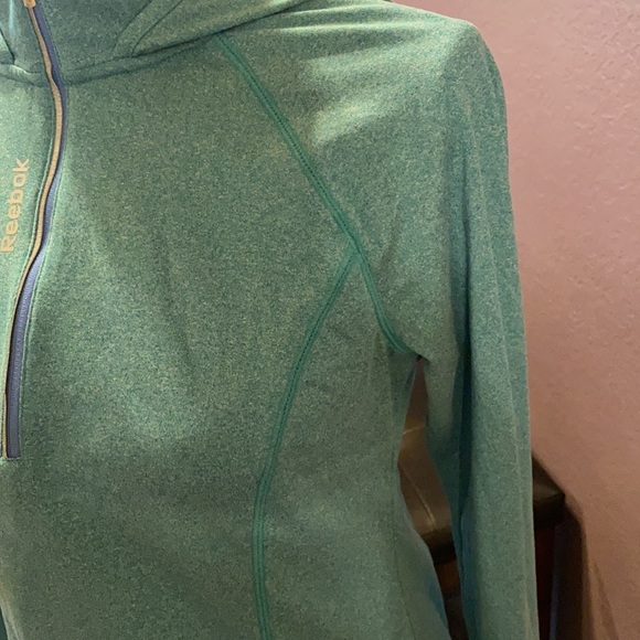 Reebok lightweight aqua zip up hoodie with pocket - Picture 10 of 16